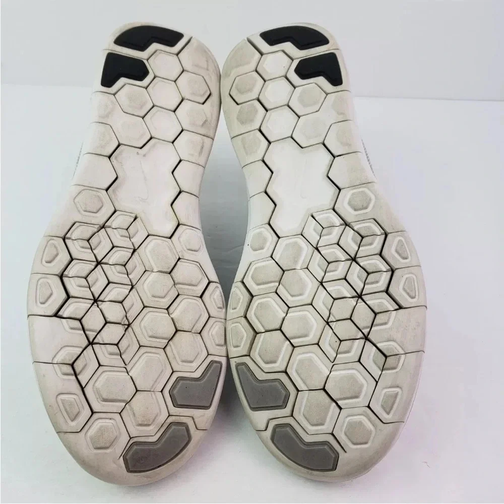 Nike Free RN Distance White Wolf Grey Women’s 9 M